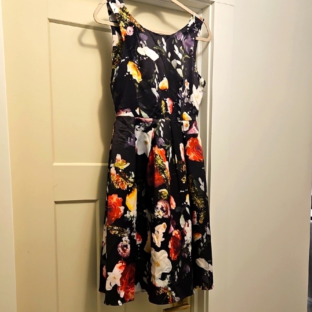 Latiste Dress